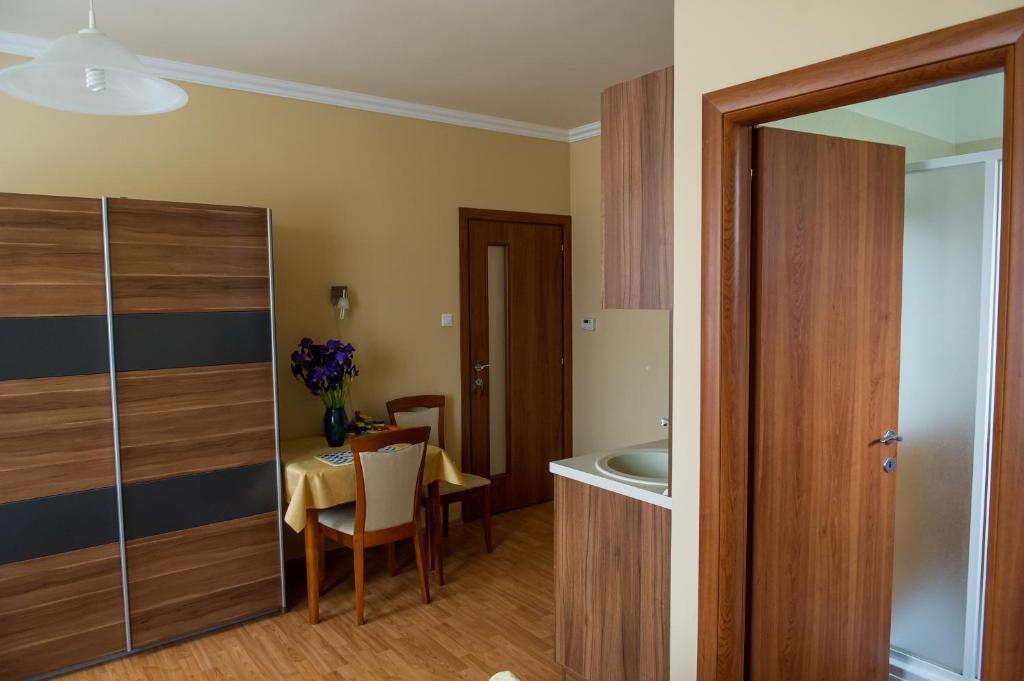 Aura Apartman Hajdúszoboszló Buitenkant foto